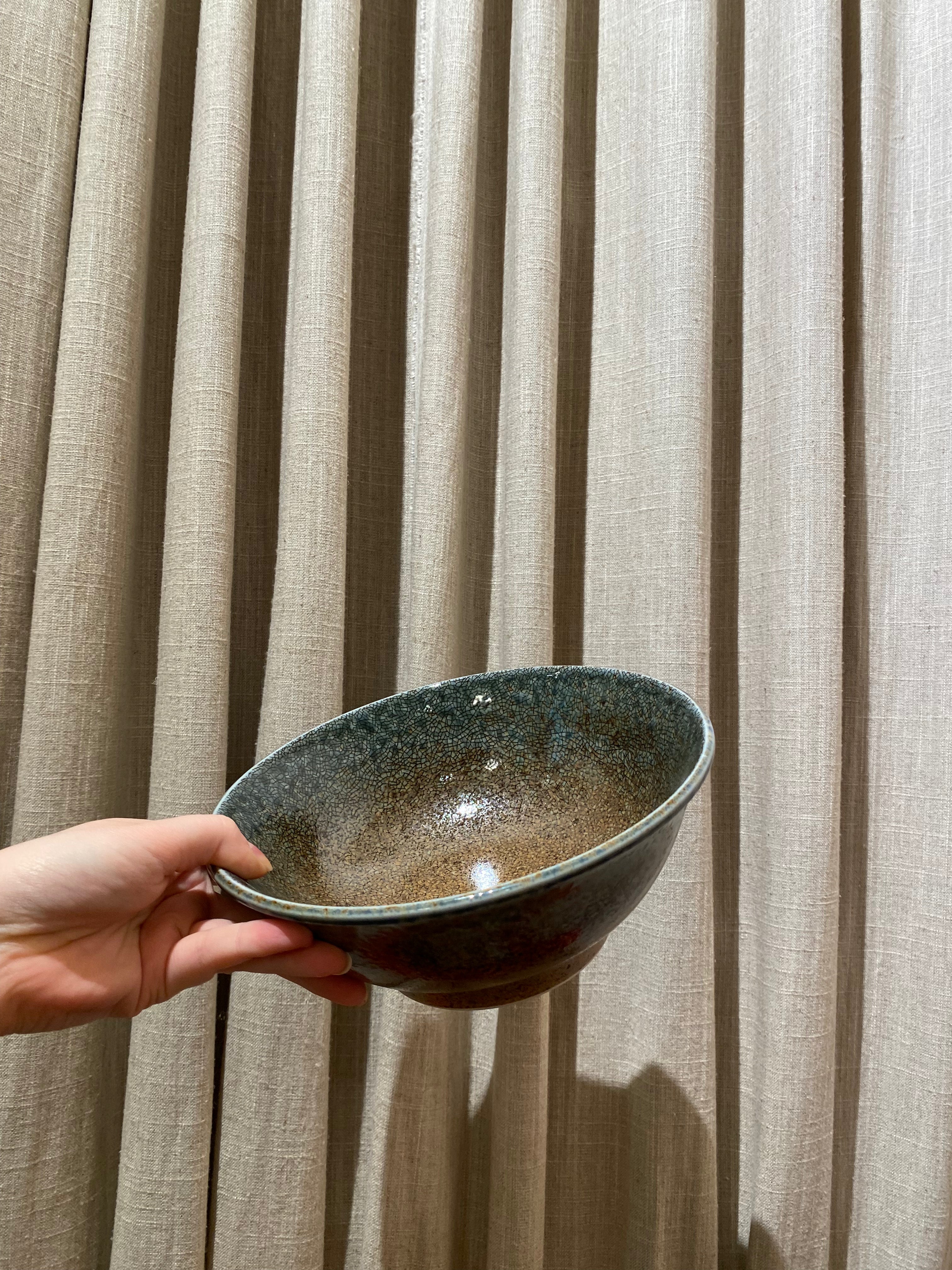 Ombre - Ramen bowl with cracked brown and blue glaze Ø21