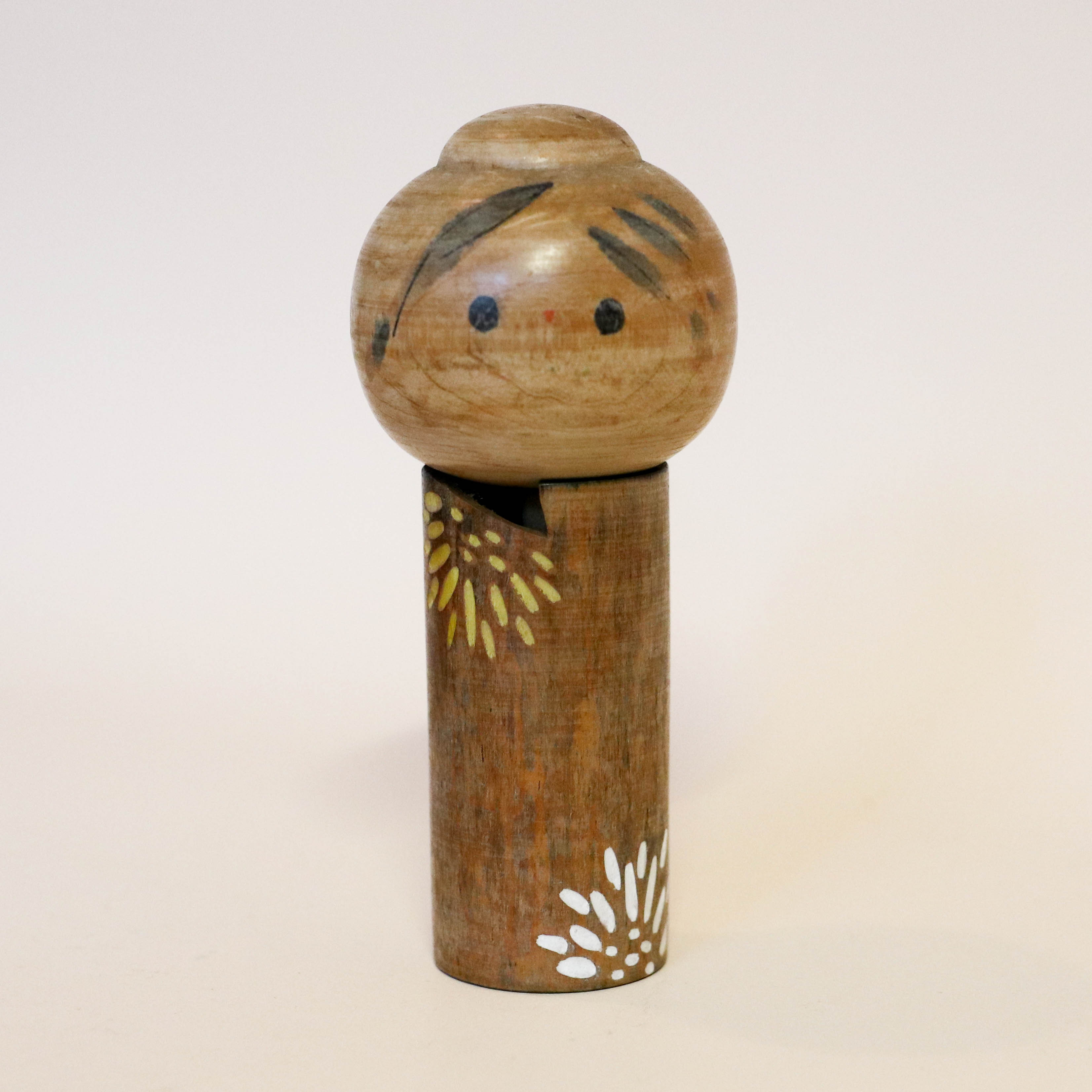 Kokeshi nr. 704