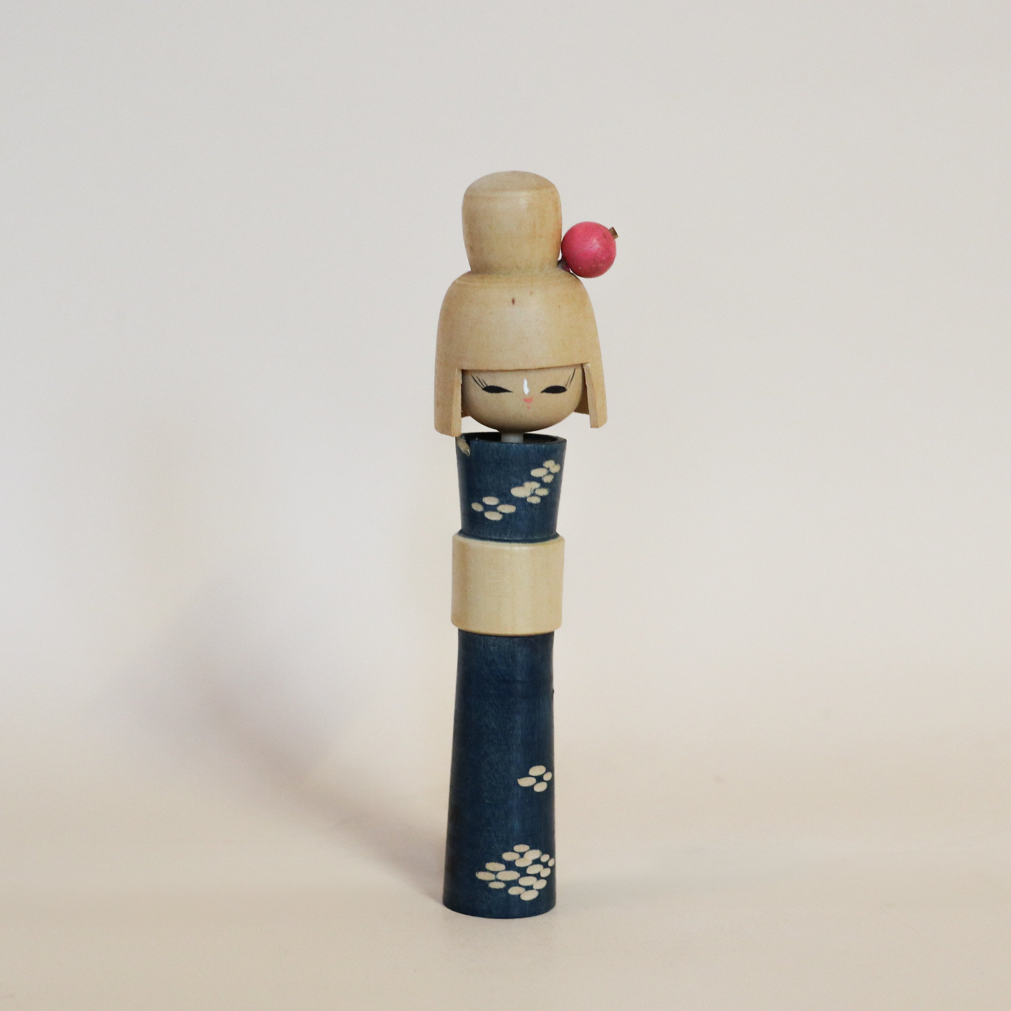 Kokeshi nr. 766