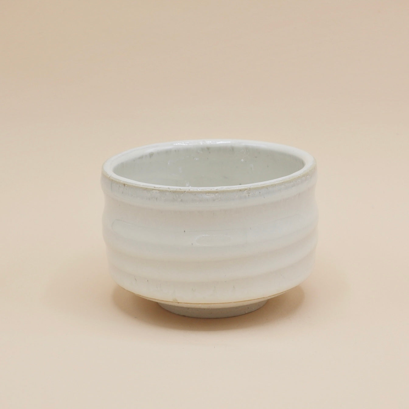 Matcha cup in off-white